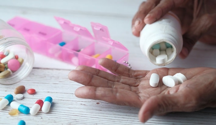 تراکم استخوان شیراز | نقش هورمون‌درمانی