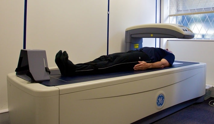 تراکم استخوان | میزان اشعه ایکس در دستگاه DEXA
