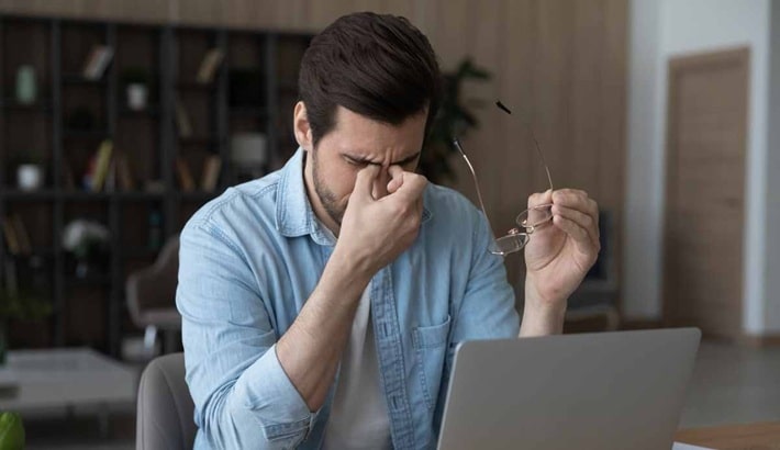 علت سرگیجه چیست | علائم همراه با سرگیجه گردنی